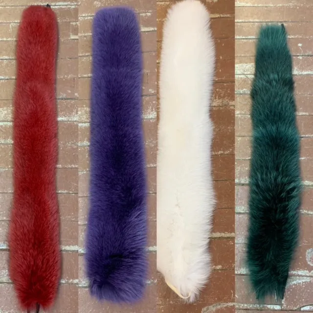 Dyed Blue Fox Hood Ruffs - Quality #1