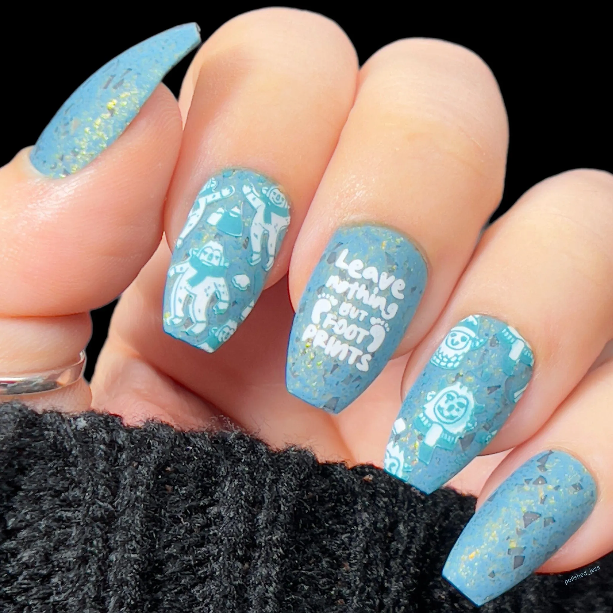 Yeti Up (M448) - Nail Stamping Plate